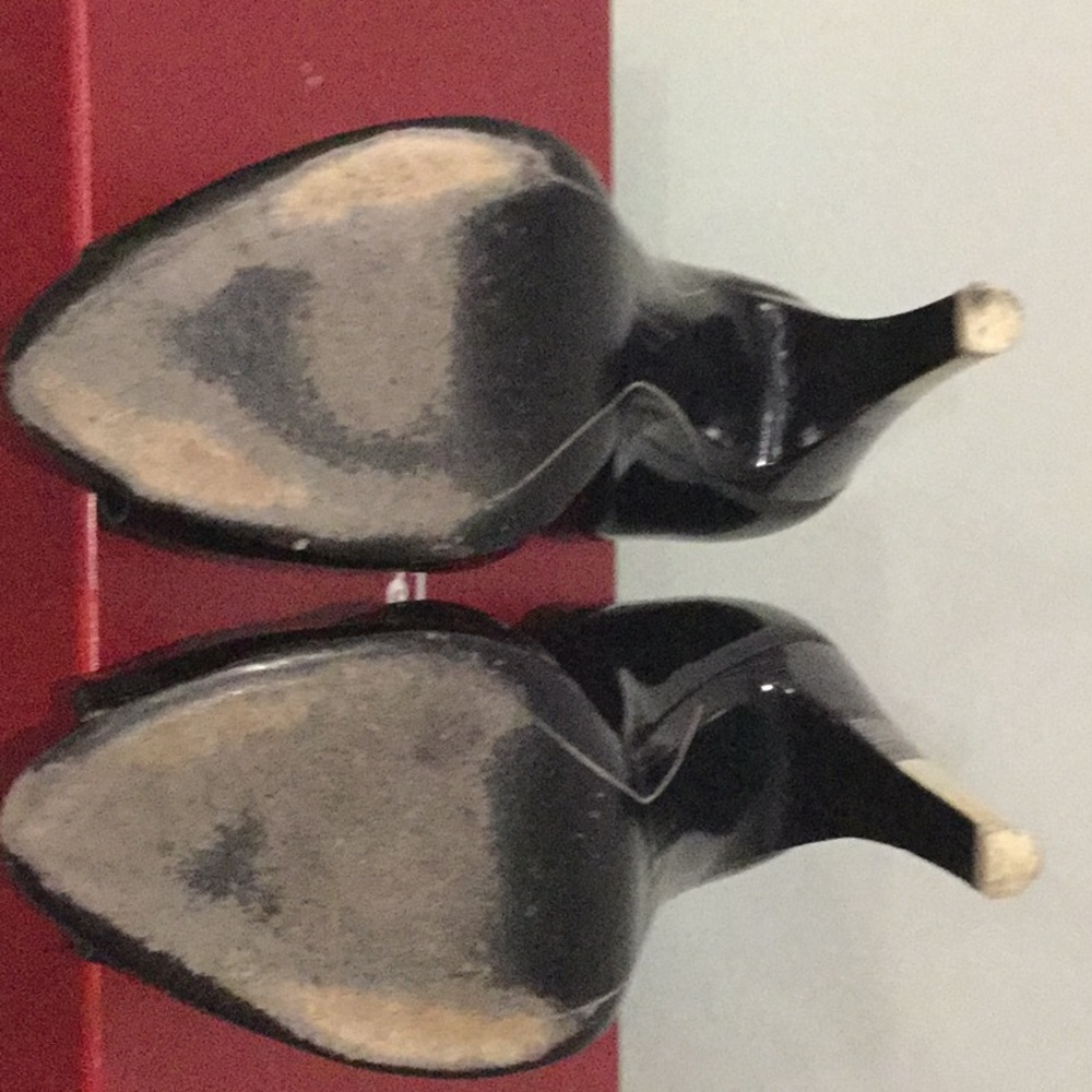 Ferragamo open toe black patent pumps size 7.5 - Picture 5 of 9